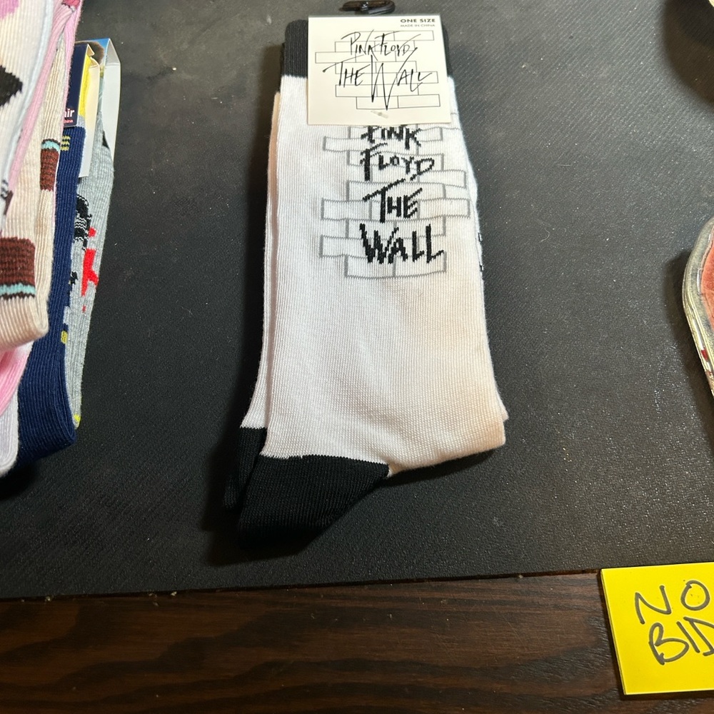 Random NWT Socks (Actor/Singer/Movie/Food/etc) 1Ct - Picture 10 of 12